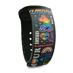 Mickey Mouse MagicBand+ – Disney Pride Collection -toy 1907106850068 1