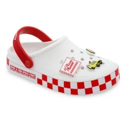 Disney Pizza Planet Clogs For Adults By Crocs – Toy Story -toy 4202045570220 4
