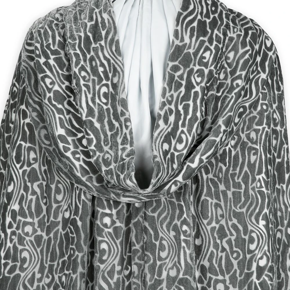 Disney Padmé Amidala Cloak For Adults – Star Wars 9 Disney Padmé Amidala Cloak For Adults – Star Wars - Image 7