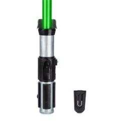 Disney Yoda LIGHTSABER Toy – Star Wars -toy 6106047623152 2