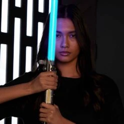 Disney Skywalker Legacy LIGHTSABER Collectible Set – Star Wars -toy 6106047623982 5