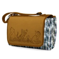 Disney Winnie The Pooh Blanket Tote Outdoor Picnic Blanket -toy 6804058733644 1